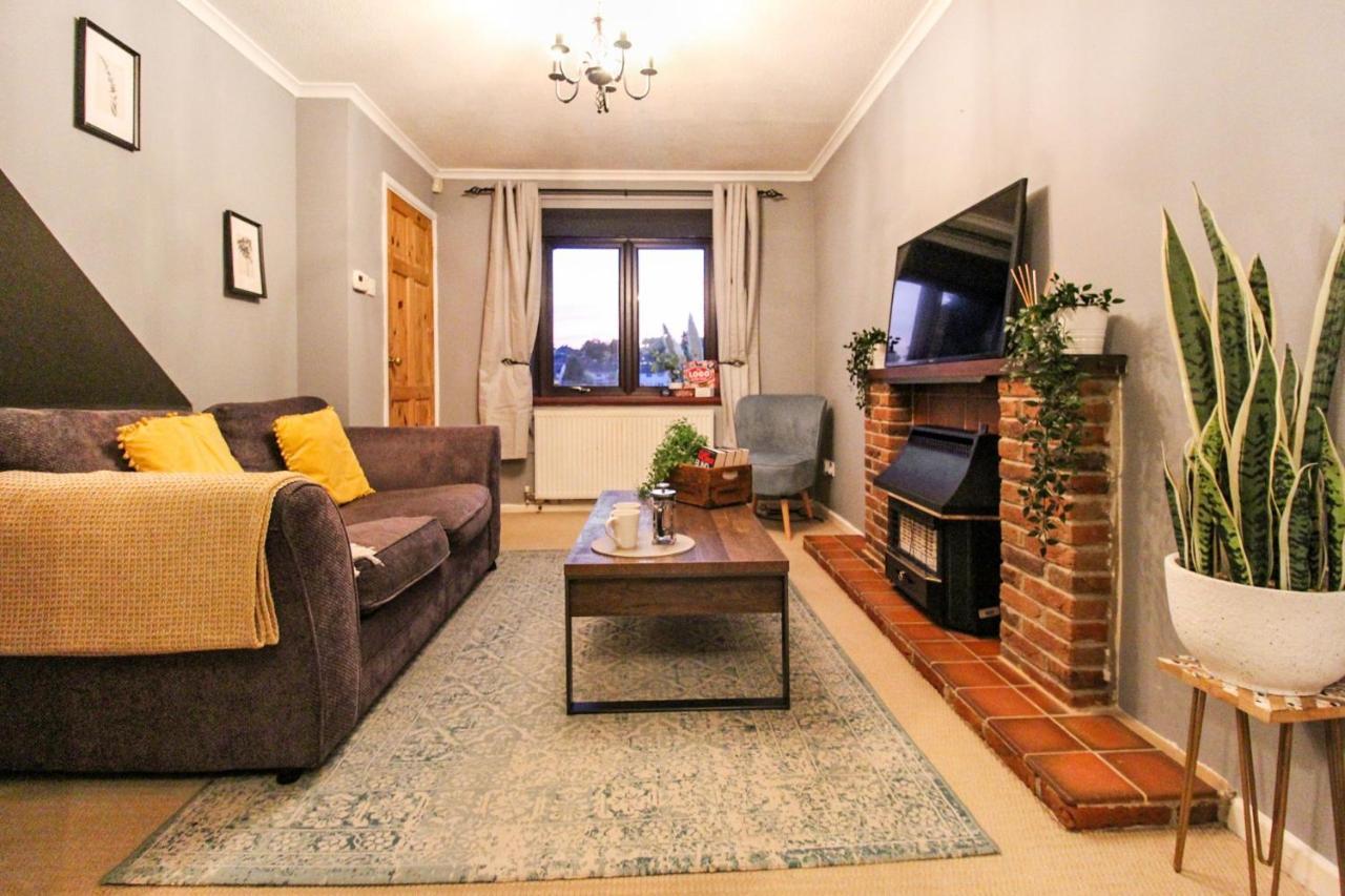 Comfortable 2 Bedroom House With Free Parking Νότιγχαμ Εξωτερικό φωτογραφία