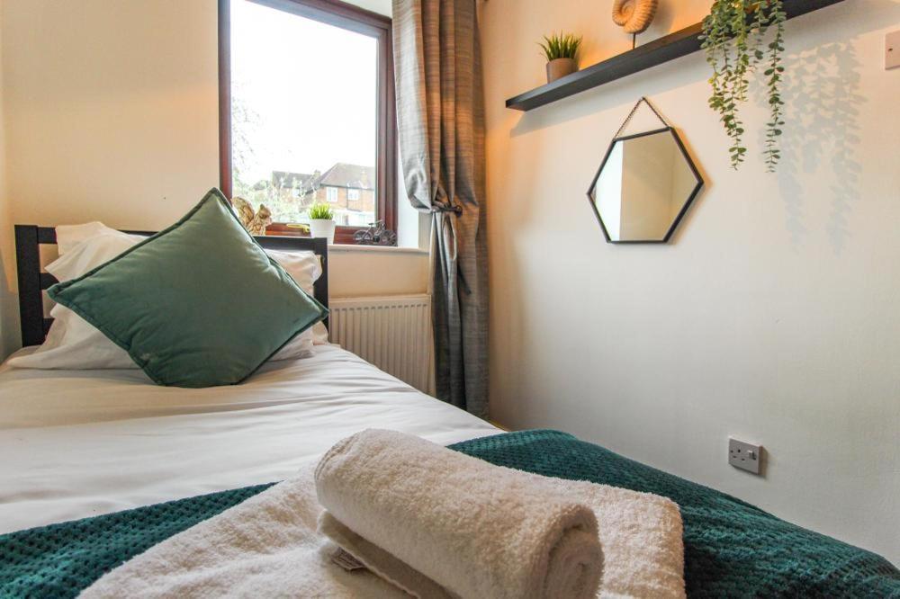 Comfortable 2 Bedroom House With Free Parking Νότιγχαμ Εξωτερικό φωτογραφία