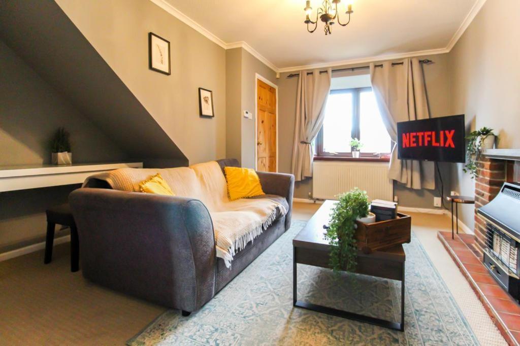 Comfortable 2 Bedroom House With Free Parking Νότιγχαμ Εξωτερικό φωτογραφία